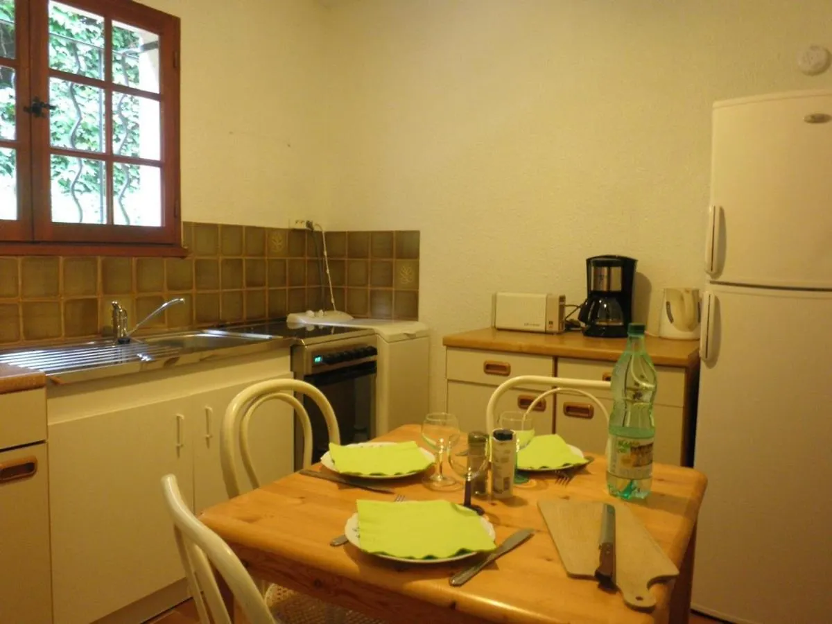 Appartement 3P En Rez-De-Jardin Avec Piscine Et Parking, A 600M De La Plage - Saint-Raphael - Fr-1-226A-151 0*, Saint-Raphael (Var)