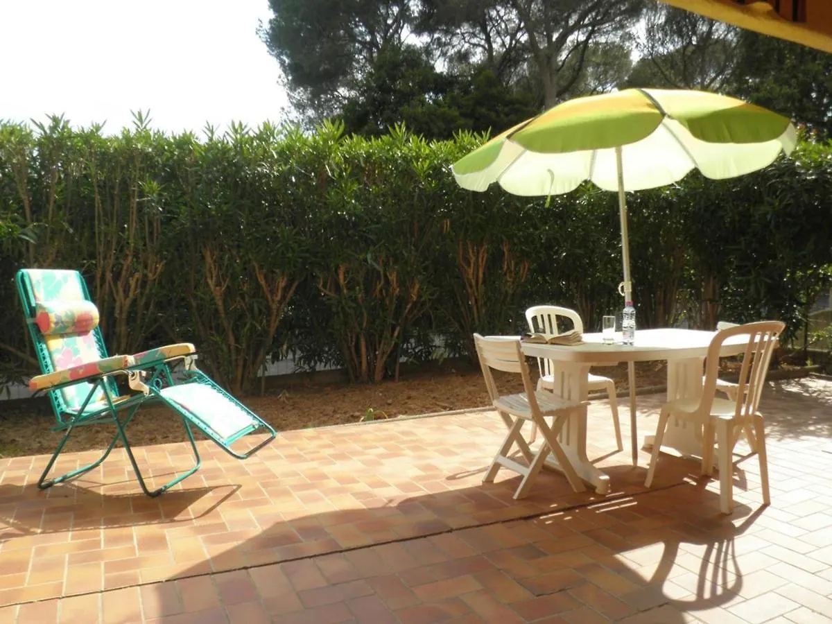 Appartement 3P En Rez-De-Jardin Avec Piscine Et Parking, A 600M De La Plage - Saint-Raphael - Fr-1-226A-151 Saint-Raphael (Var)